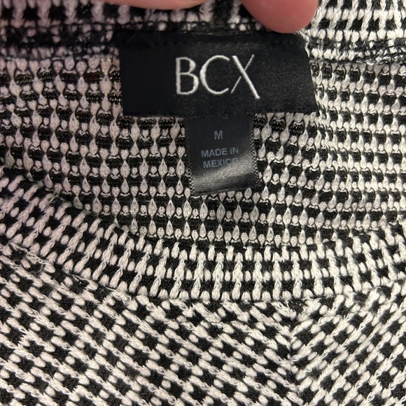BCX black white sexy twist shirt sz M 🔥 - Picture 3 of 6